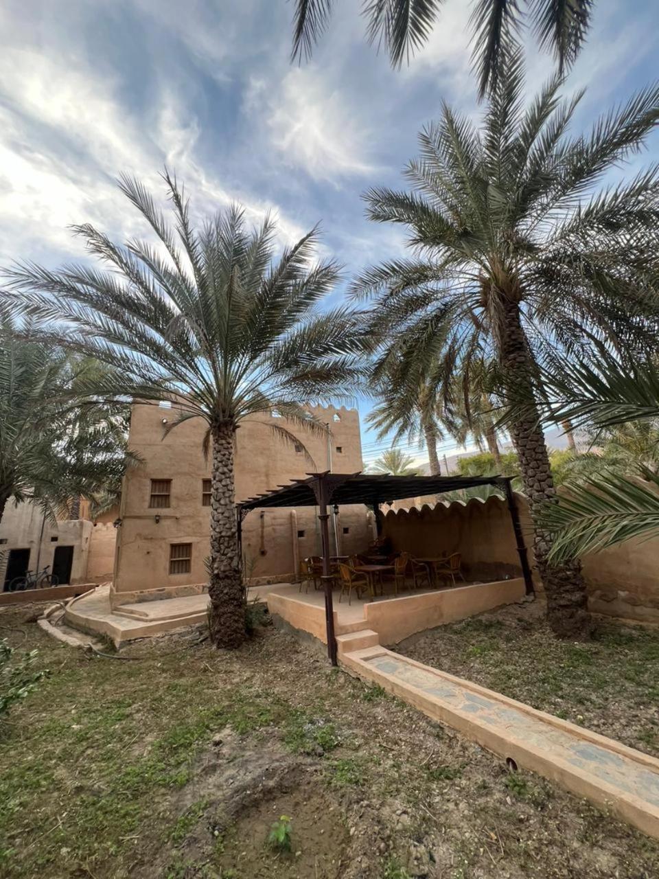 Mall Aldakhil House Al Ḩamrāʼ Extérieur photo