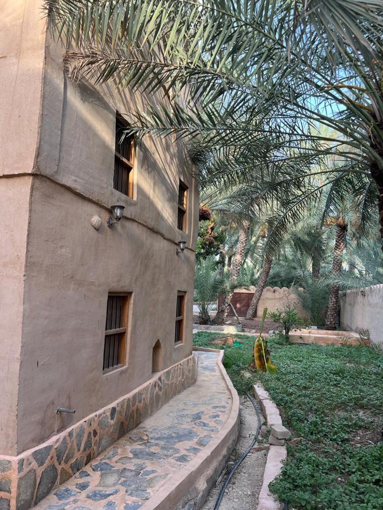 Mall Aldakhil House Al Ḩamrāʼ Extérieur photo